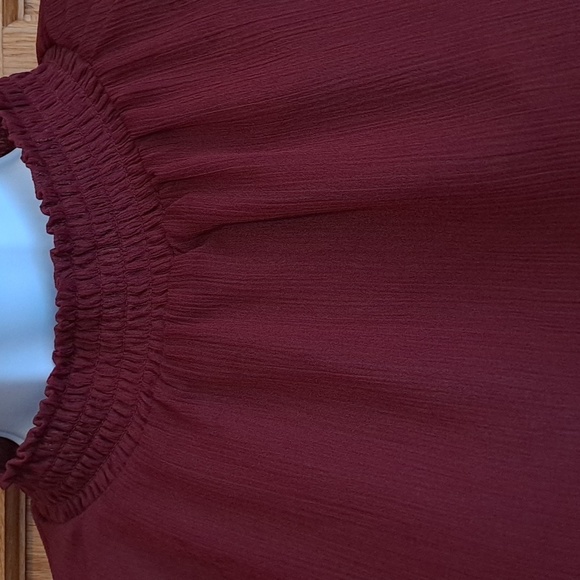 NWT Vigoss Burgundy Mock Neck Ruffle Shoulder Blouse - Picture 2 of 7